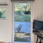 Vakantiehuis 3 Bedroom Lovely In *