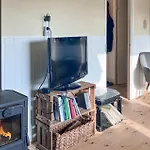 Vakantiehuis 3 Bedroom Lovely In Skibby